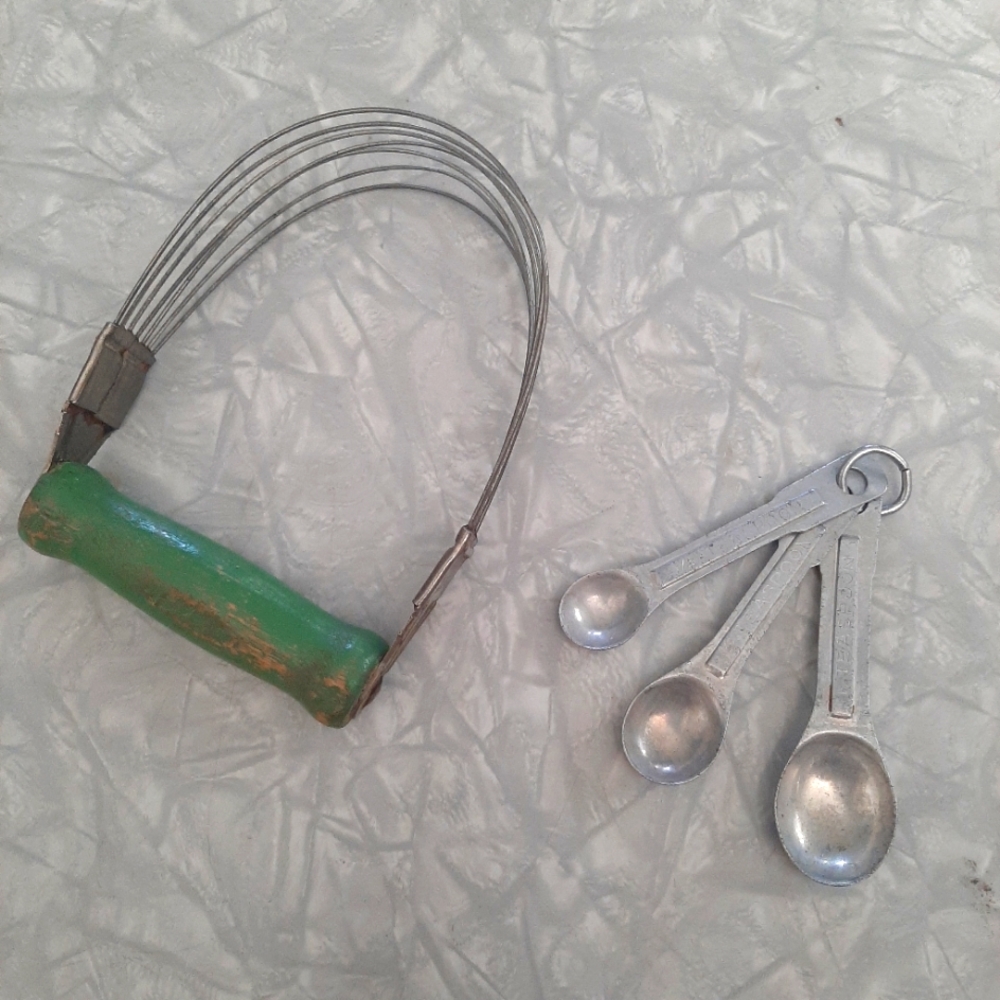 2 piece antique vintage kitchen tools baking utensils home decor
